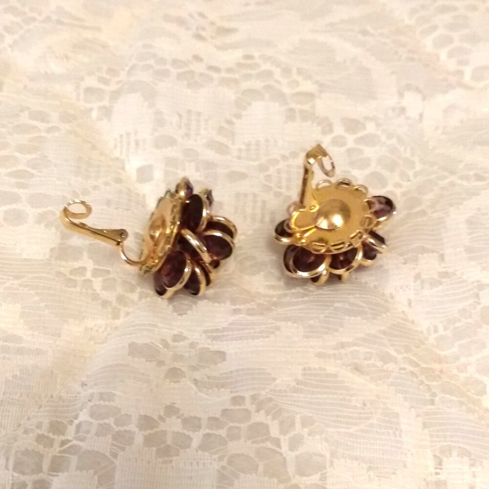 Vintage Purple Crystal Gold Tone Earrings VTG Non-Pierced Clip Earrings - Picture 8 of 9